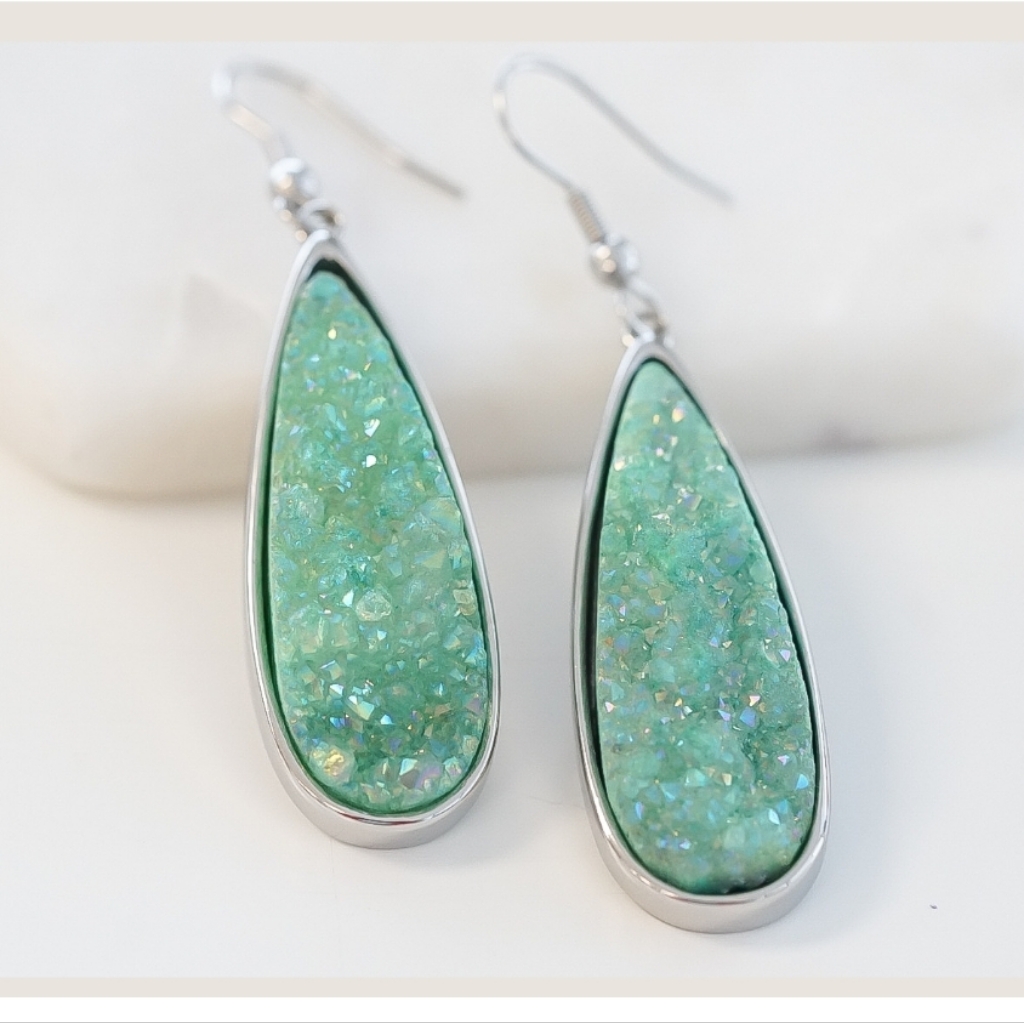 Bnwt Jade Quartz Druzy Teardrop Earrings